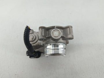 2018-2022 Chevrolet Equinox Throttle Body P/N:12671379AA Fits Fits 2016 2017 2018 2019 2020 2021 2022 OEM Used Auto Parts