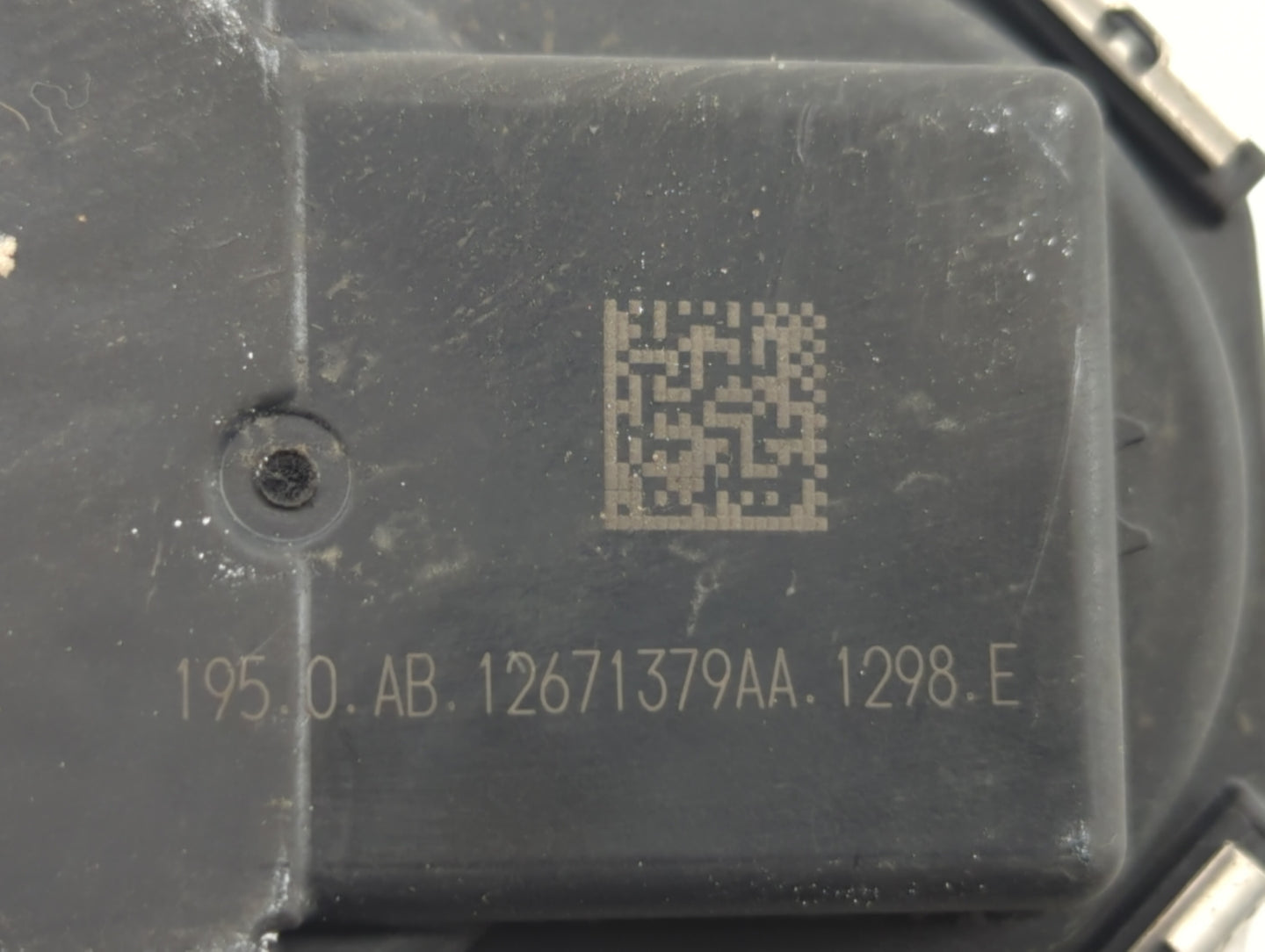 2018-2022 Chevrolet Equinox Throttle Body P/N:12671379AA Fits Fits 2016 2017 2018 2019 2020 2021 2022 OEM Used Auto Parts - 