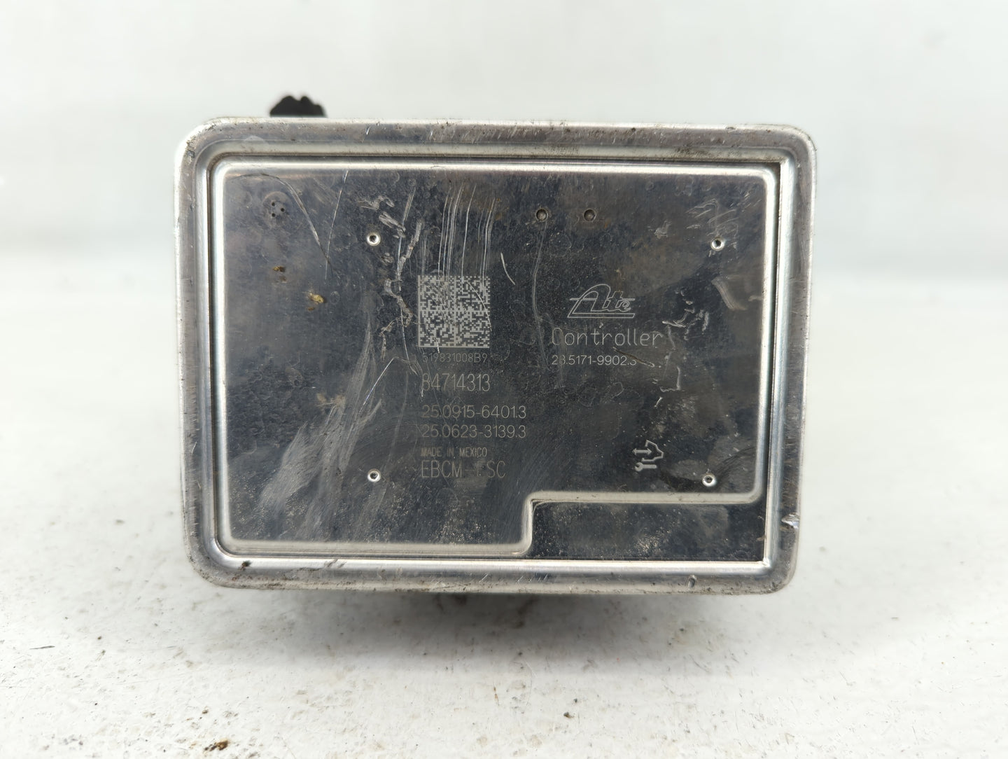 2020-2022 Chevrolet Equinox ABS Pump Control Module Replacement P/N:84715330 806052304, 84825144 Fits Fits 2020 2021 2022 OE