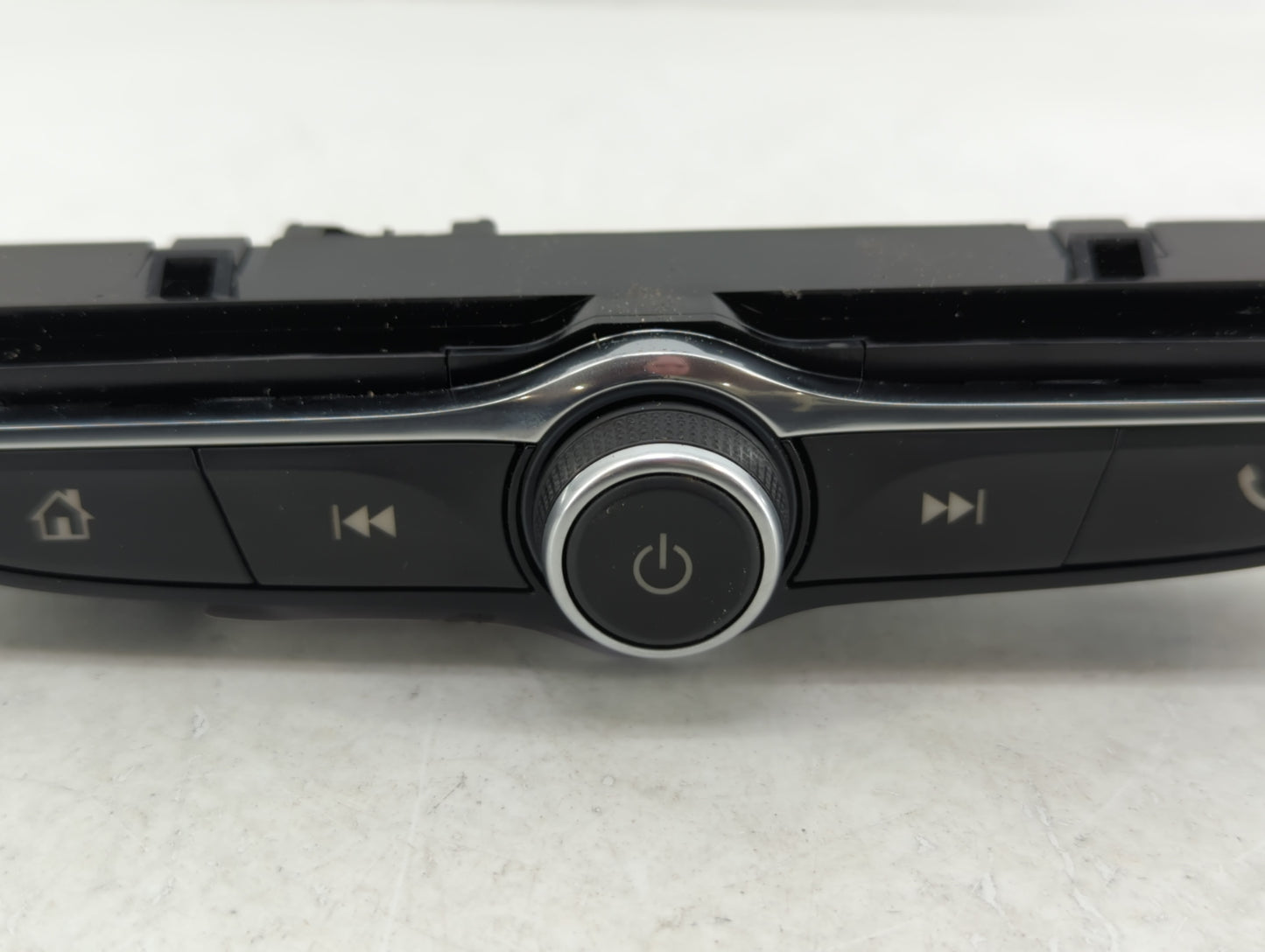 2019-2022 Chevrolet Equinox Radio AM FM Cd Player Receiver Replacement P/N:84491778 Fits Fits 2018 2019 2020 2021 2022 OEM U