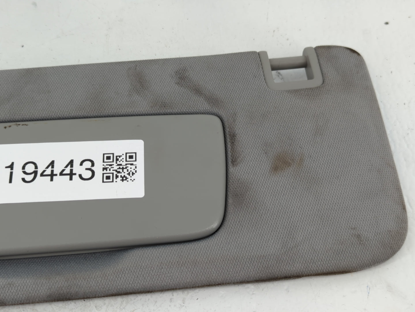 2020-2022 Chevrolet Equinox Sun Visor Shade Replacement Driver Left Mirror Fits Fits 2020 2021 2022 OEM Used Auto Parts - Oe