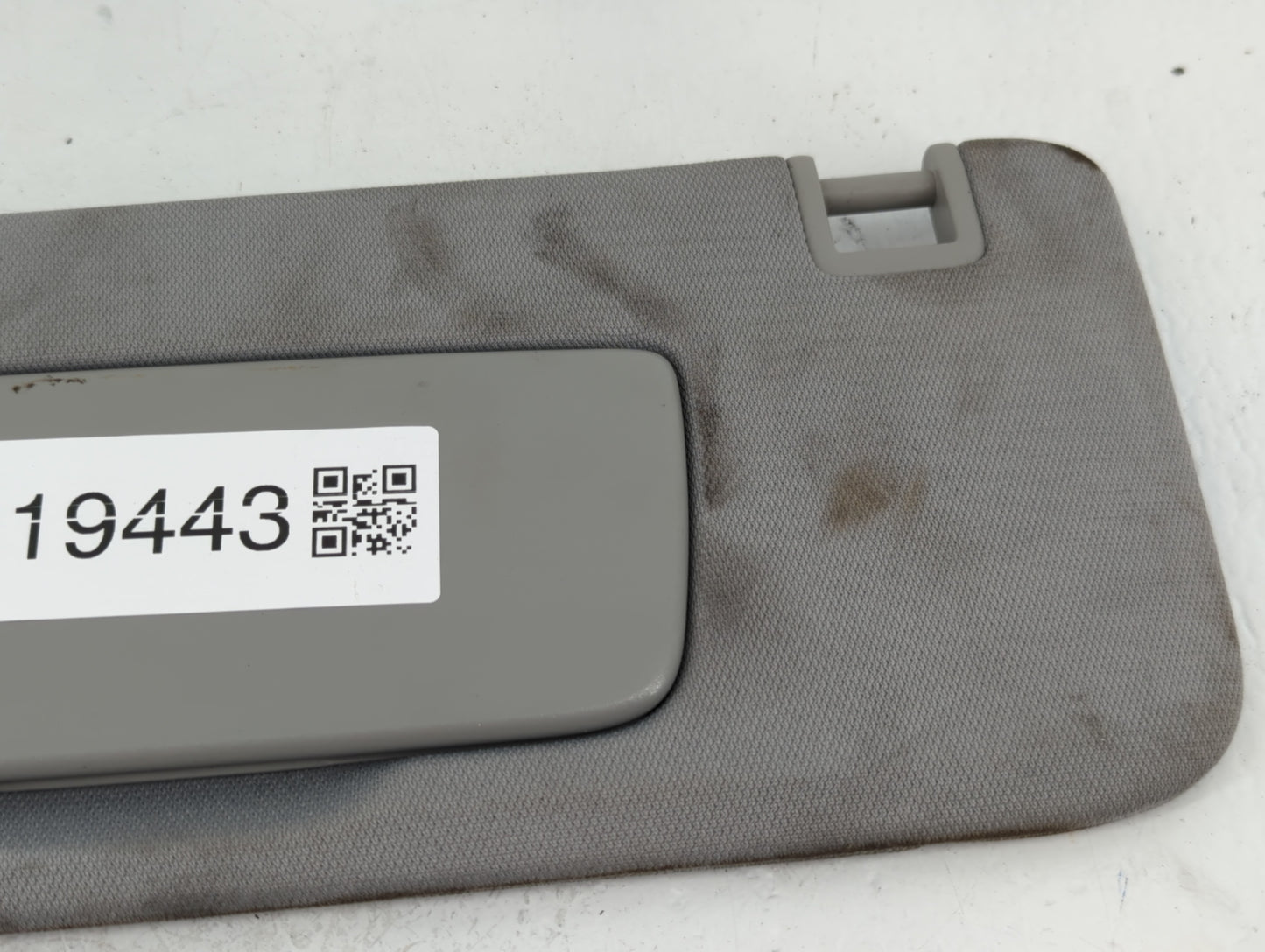 2020-2022 Chevrolet Equinox Sun Visor Shade Replacement Driver Left Mirror Fits Fits 2020 2021 2022 OEM Used Auto Parts - Oe