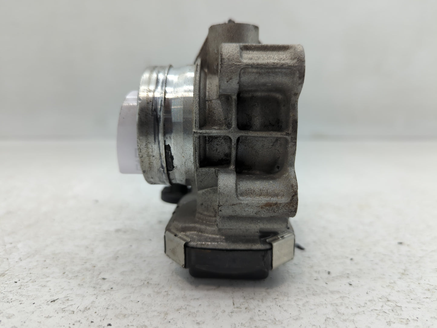 2018-2022 Chevrolet Equinox Throttle Body P/N:12671379AA Fits Fits 2016 2017 2018 2019 2020 2021 2022 OEM Used Auto Parts - 