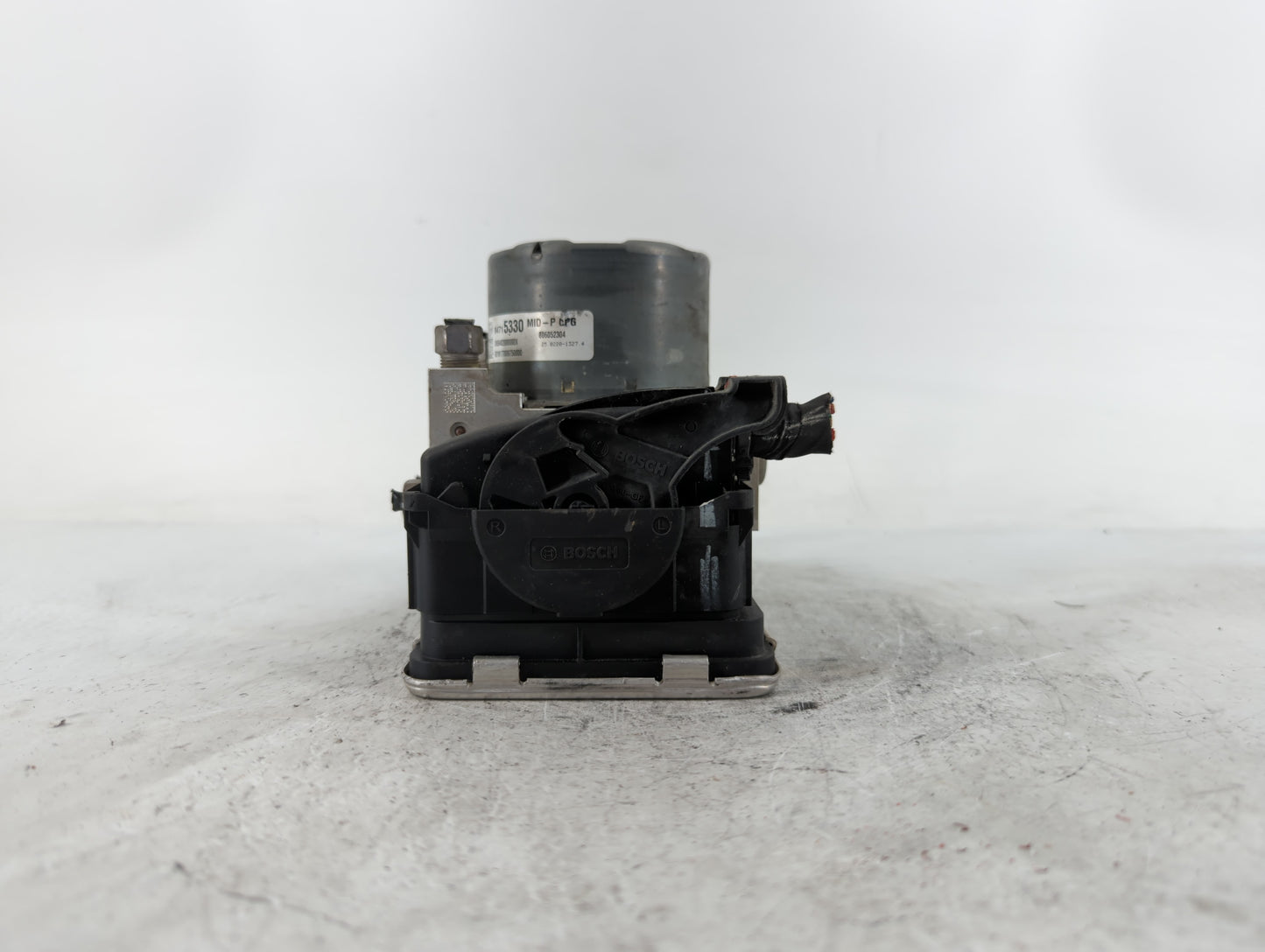 2020-2022 Chevrolet Equinox ABS Pump Control Module Replacement P/N:84715330 Fits Fits 2020 2021 2022 OEM Used Auto Parts - 
