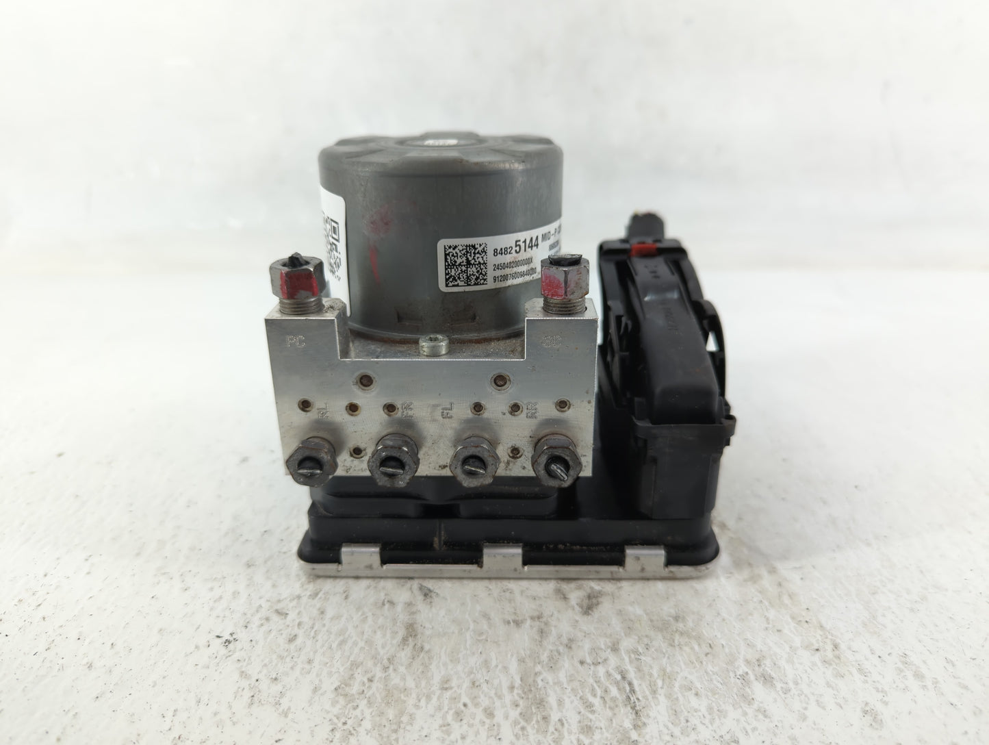 2020-2022 Chevrolet Equinox ABS Pump Control Module Replacement P/N:84825144 Fits Fits 2020 2021 2022 OEM Used Auto Parts - 
