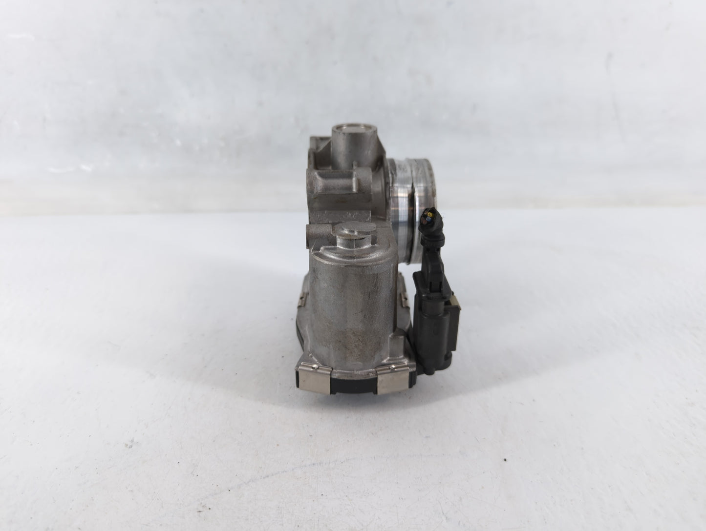 2018-2022 Chevrolet Equinox Throttle Body P/N:12659491AA Fits Fits 2016 2017 2018 2019 2020 2021 2022 OEM Used Auto Parts - 