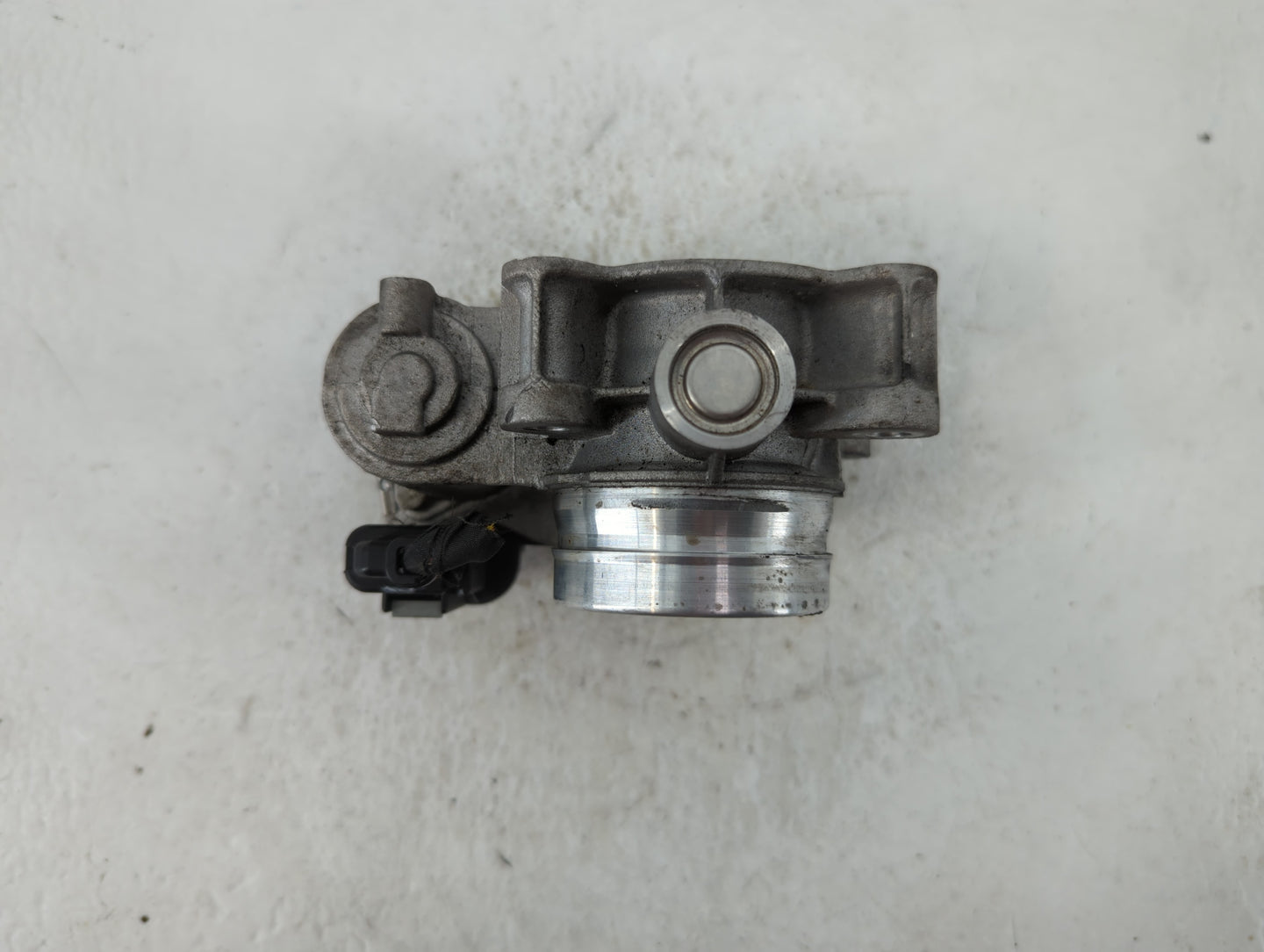 2018-2022 Chevrolet Equinox Throttle Body P/N:12671379AA Fits Fits 2016 2017 2018 2019 2020 2021 2022 OEM Used Auto Parts - 