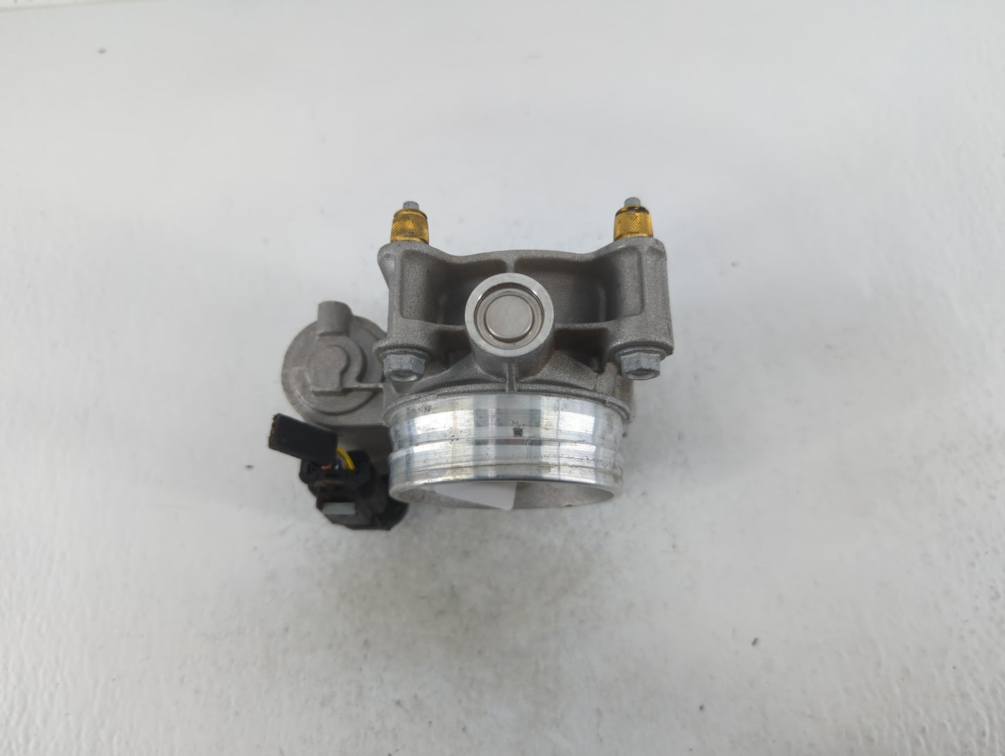 2018-2020 Chevrolet Equinox Throttle Body P/N:12681472AA Fits Fits 2013 2014 2015 2016 2017 2018 2019 2020 2021 OEM Used Aut