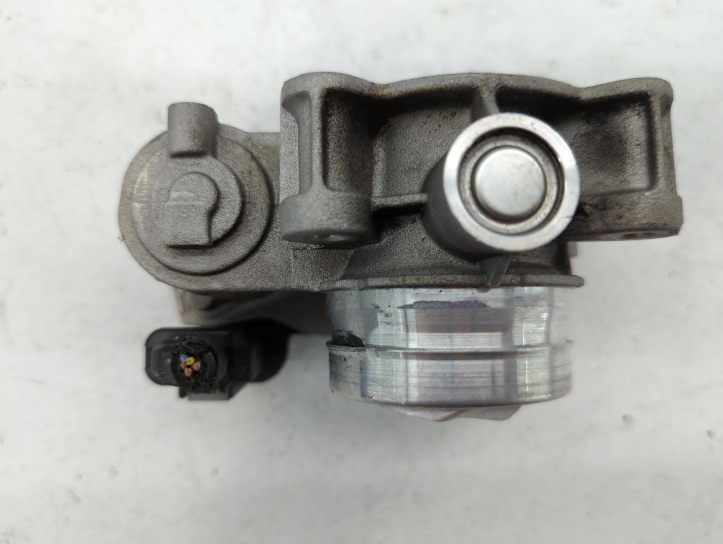 2018-2022 Chevrolet Equinox Throttle Body P/N:1267139AA Fits Fits 2016 2017 2018 2019 2020 2021 2022 OEM Used Auto Parts - O