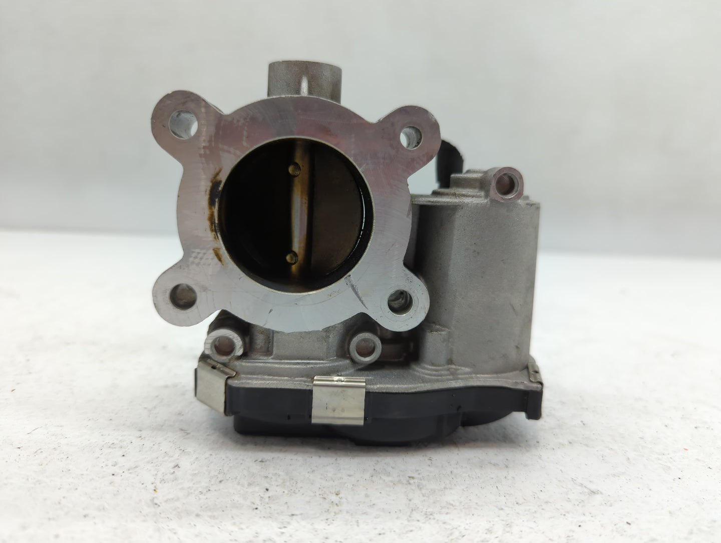 2018-2022 Chevrolet Equinox Throttle Body P/N:1267139AA Fits Fits 2016 2017 2018 2019 2020 2021 2022 OEM Used Auto Parts - O