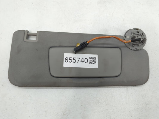 2020-2022 Chevrolet Equinox Sun Visor Shade Replacement Passenger Right Mirror Fits Fits 2020 2021 2022 OEM Used Auto Parts