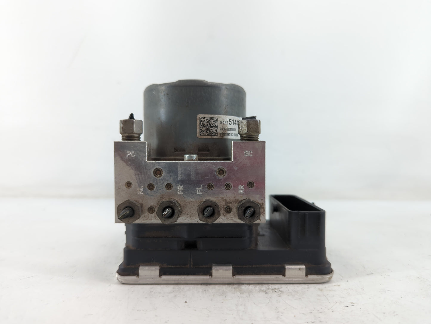 2020-2022 Chevrolet Equinox ABS Pump Control Module Replacement P/N:84825144 Fits Fits 2020 2021 2022 OEM Used Auto Parts - 