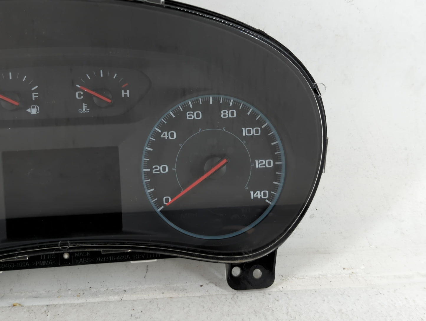 2019-2022 Chevrolet Equinox Instrument Cluster Speedometer Gauges P/N:84625643 Fits Fits 2019 2020 2021 2022 OEM Used Auto P