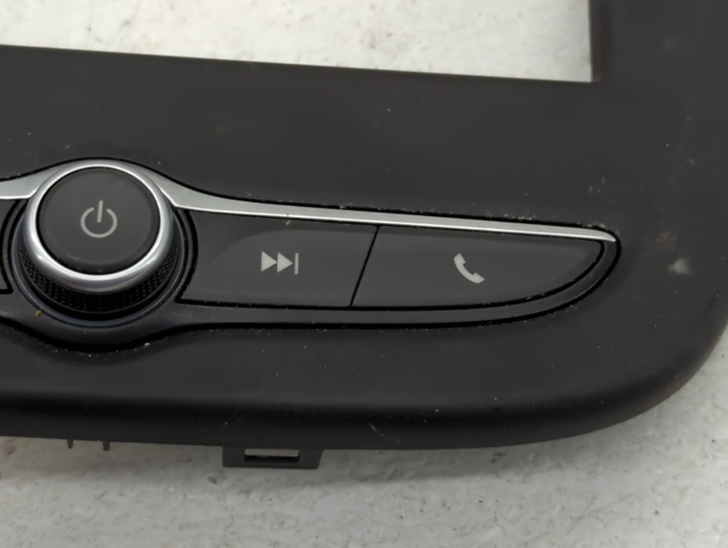 2020-2021 Chevrolet Equinox Am Fm Cd Player Radio Receiver - Oemusedautoparts1.com
