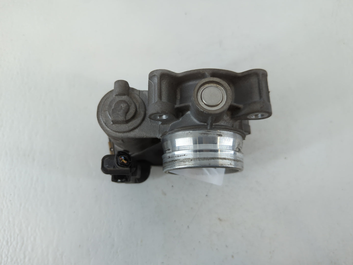 2018-2022 Chevrolet Equinox Throttle Body P/N:12671379AA Fits Fits 2016 2017 2018 2019 2020 2021 2022 OEM Used Auto Parts - 