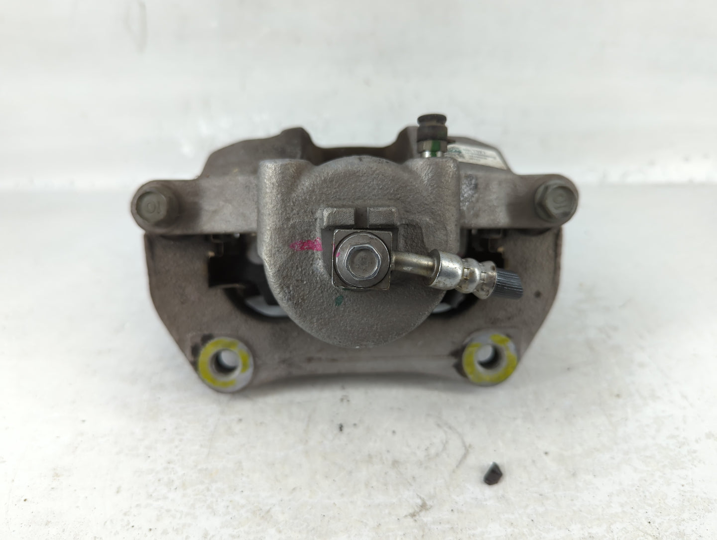 2020 Chevrolet Equinox Front Passenger Right Brake Caliper - Oemusedautoparts1.com