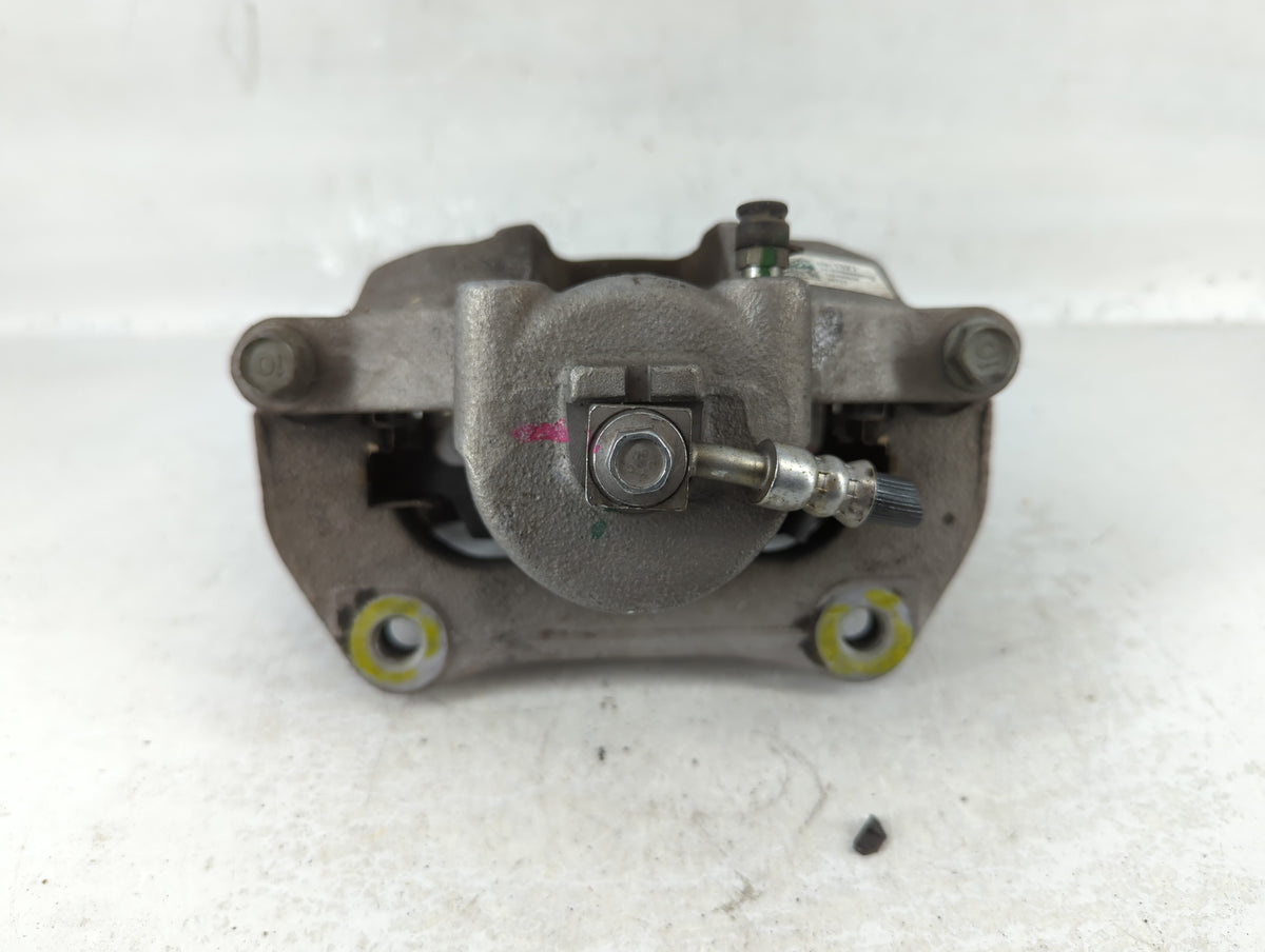 2020 Chevrolet Equinox Front Passenger Right Brake Caliper - Oemusedautoparts1.com