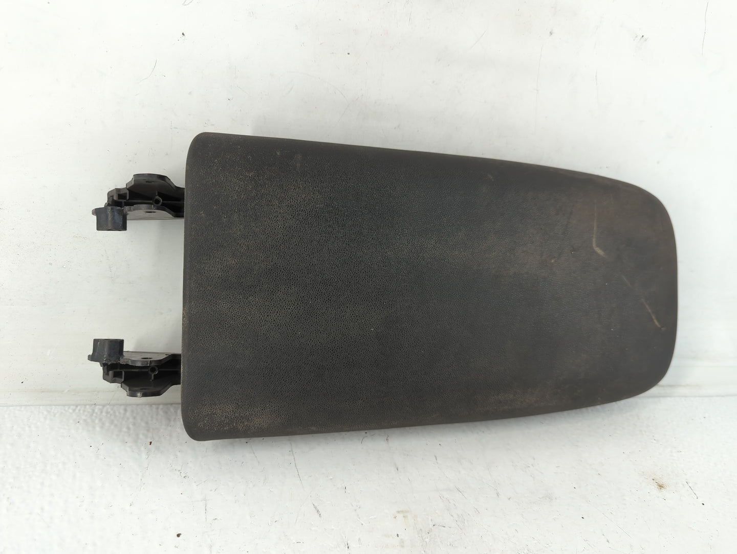2020 Chevrolet Equinox Center Console Armrest Cover Lid Fits OEM Used Auto Parts - Oemusedautoparts1.com