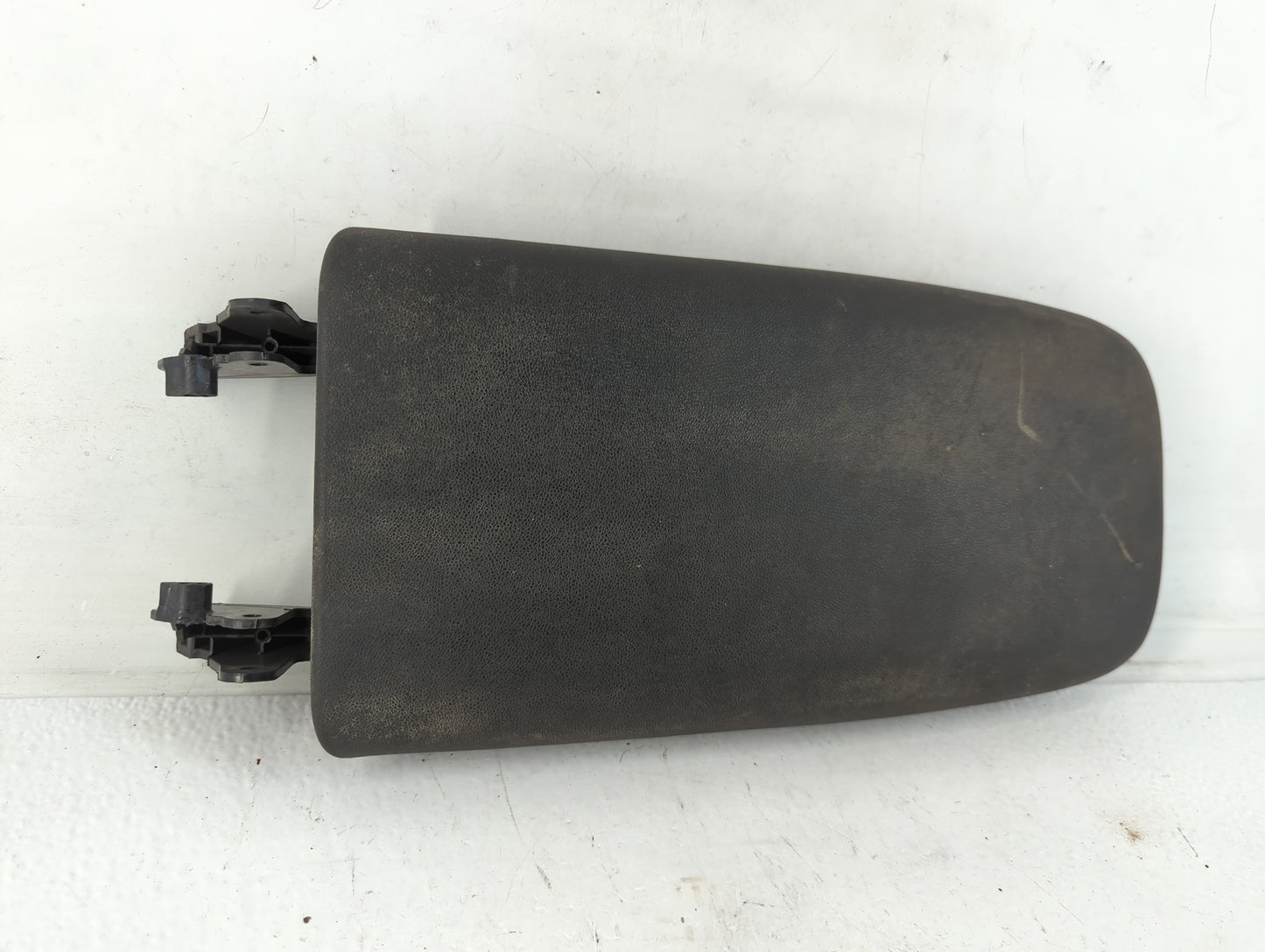 2020 Chevrolet Equinox Center Console Armrest Cover Lid Fits OEM Used Auto Parts - Oemusedautoparts1.com