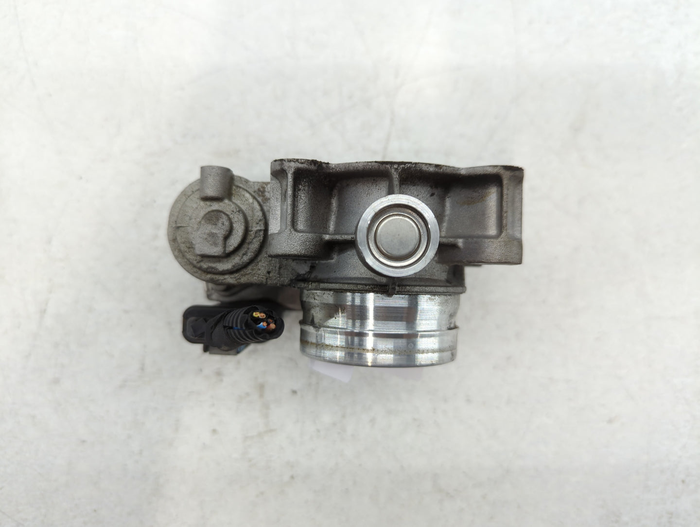 2018-2022 Chevrolet Equinox Throttle Body P/N:12671379AA Fits Fits 2016 2017 2018 2019 2020 2021 2022 OEM Used Auto Parts - 