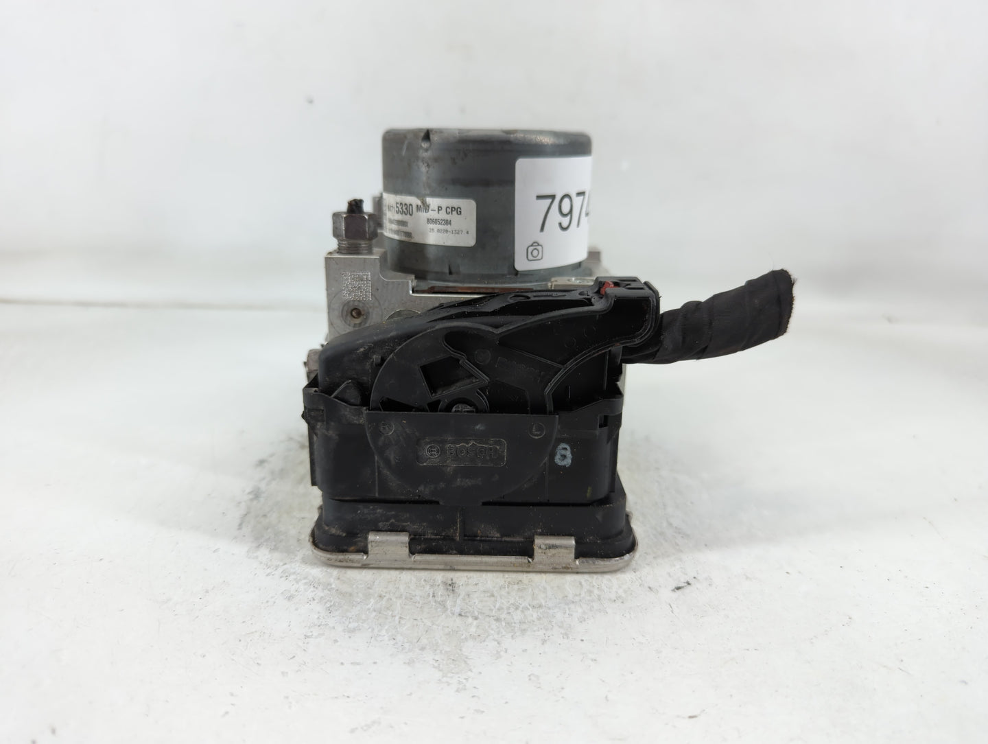 2020-2022 Chevrolet Equinox ABS Pump Control Module Replacement P/N:84715330 Fits Fits 2020 2021 2022 OEM Used Auto Parts - 