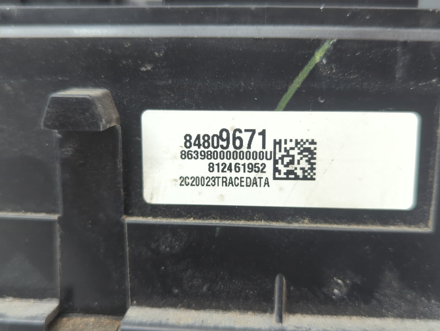 2018-2022 Chevrolet Equinox Fusebox Fuse Box Panel Relay Module P/N:84809671 Fits Fits 2018 2019 2020 2021 2022 OEM Used Aut