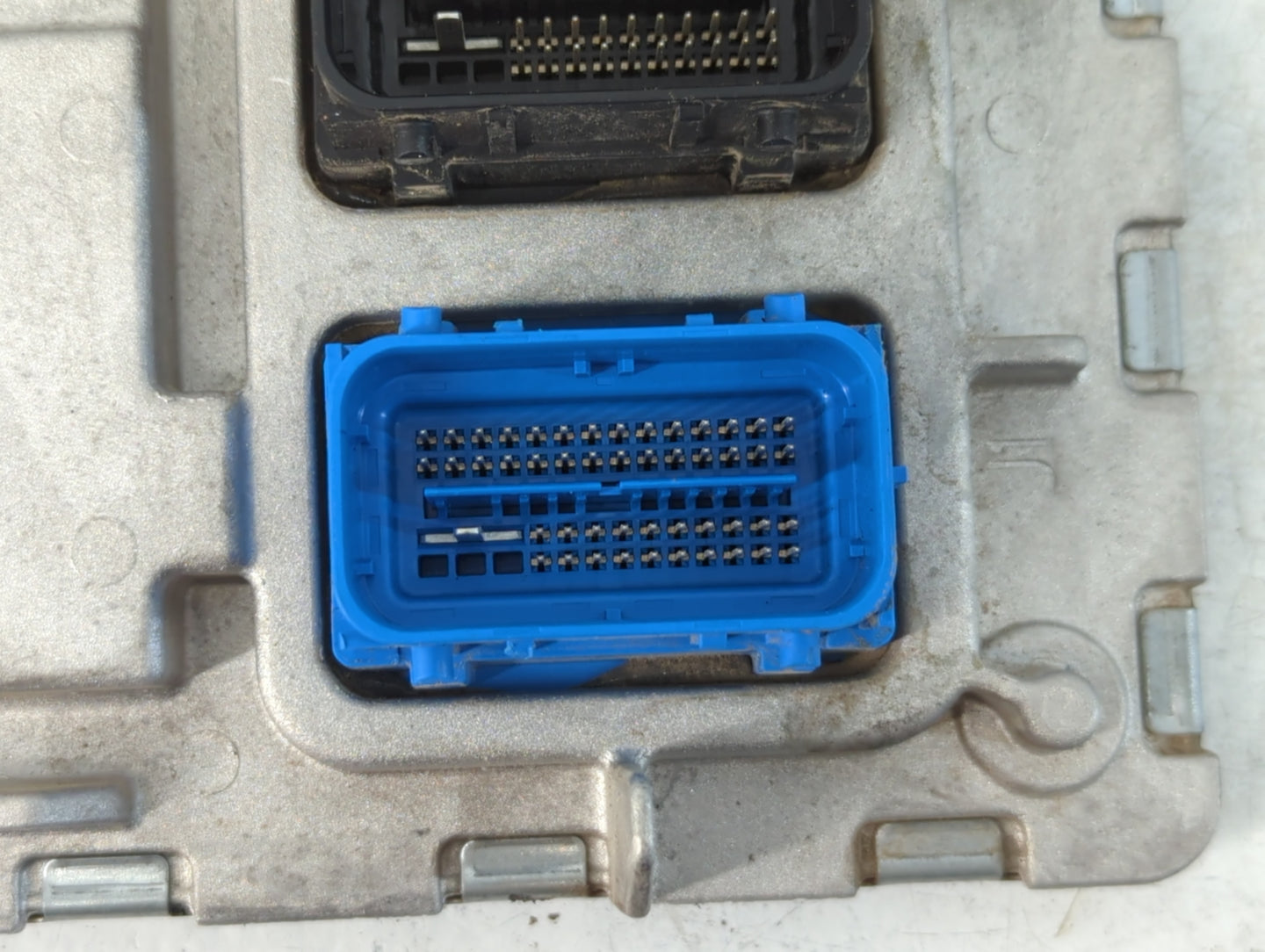 2020-2022 Chevrolet Equinox PCM Engine Control Computer ECU ECM PCU OEM P/N:12702989 Fits Fits 2020 2021 2022 OEM Used Auto 