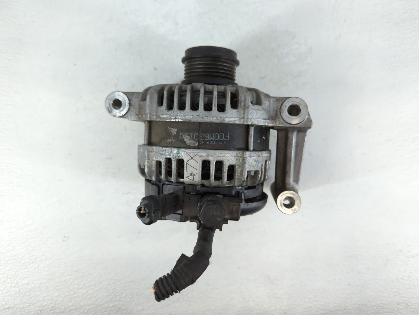 2018-2022 Chevrolet Equinox Alternator Replacement Generator Charging Assembly Engine OEM P/N:0 123 312 191 13535009 Fits OE
