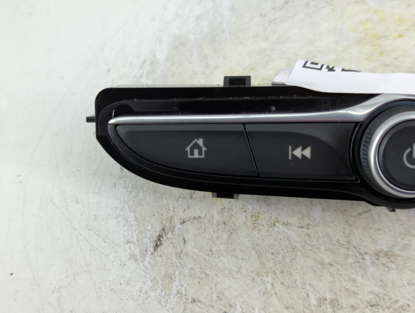 2019-2022 Chevrolet Equinox Radio AM FM Cd Player Receiver Replacement P/N:84491778 Fits Fits 2018 2019 2020 2021 2022 OEM U
