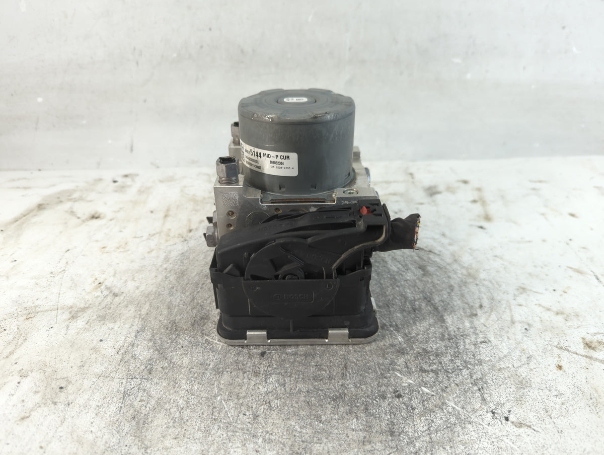 2020 Chevrolet Equinox Anti-Lock Brake ABS Pump Module Actuator OEM P/N:84825144 Fits Fits 2021 OEM Used Auto Parts - Oemuse