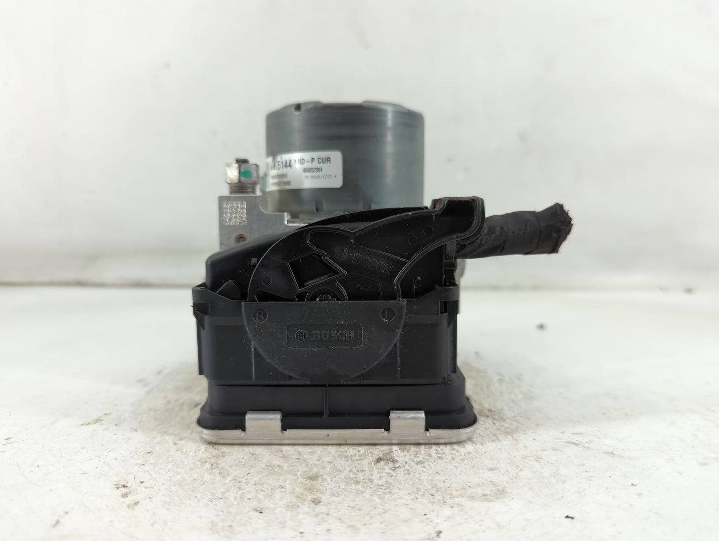 2020 Chevrolet Equinox ABS Pump Control Module Replacement P/N:84715330 846556976 Fits Fits 2021 OEM Used Auto Parts - Oemus