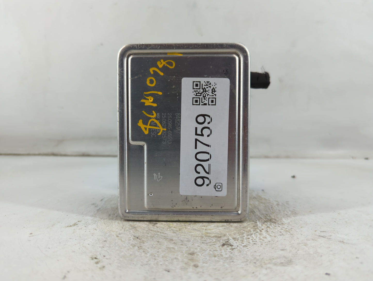 2020 Chevrolet Equinox ABS Pump Control Module Replacement P/N:84715330 846556976 Fits Fits 2021 OEM Used Auto Parts - Oemus