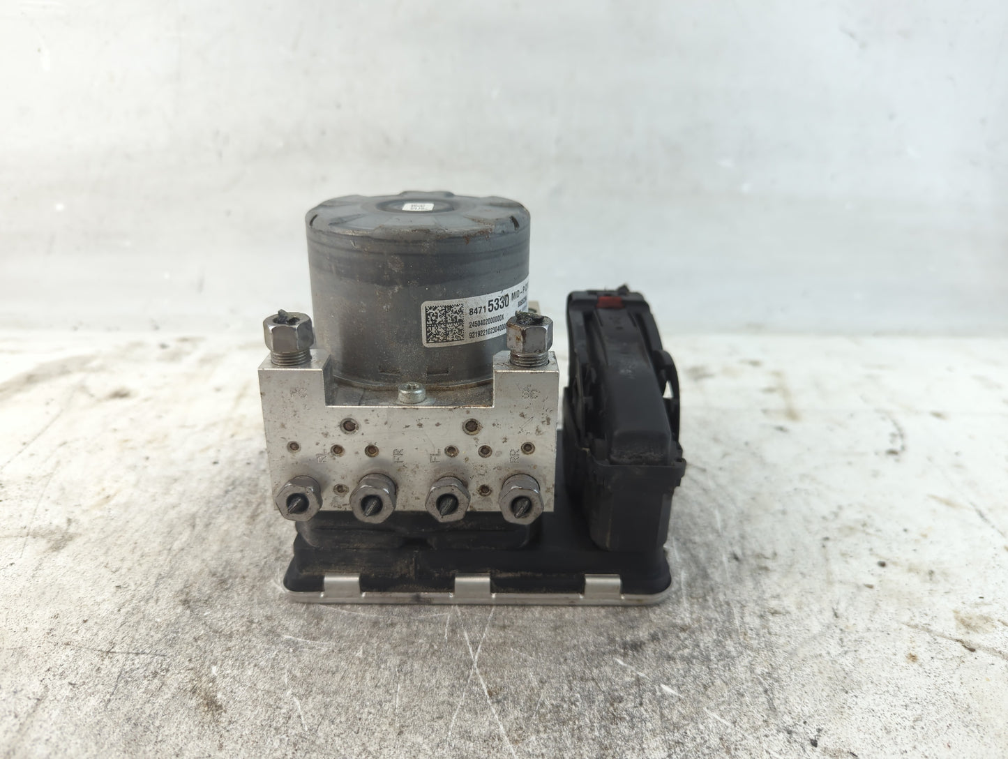 2020-2022 Chevrolet Equinox ABS Pump Control Module Replacement P/N:84715330 Fits Fits 2020 2021 2022 OEM Used Auto Parts - 