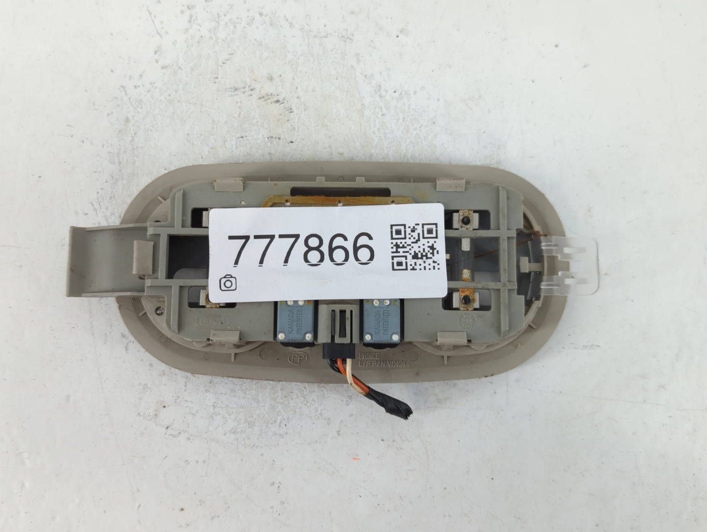 2020 Chevrolet Express 1500 Overhead Roof Console - Oemusedautoparts1.com