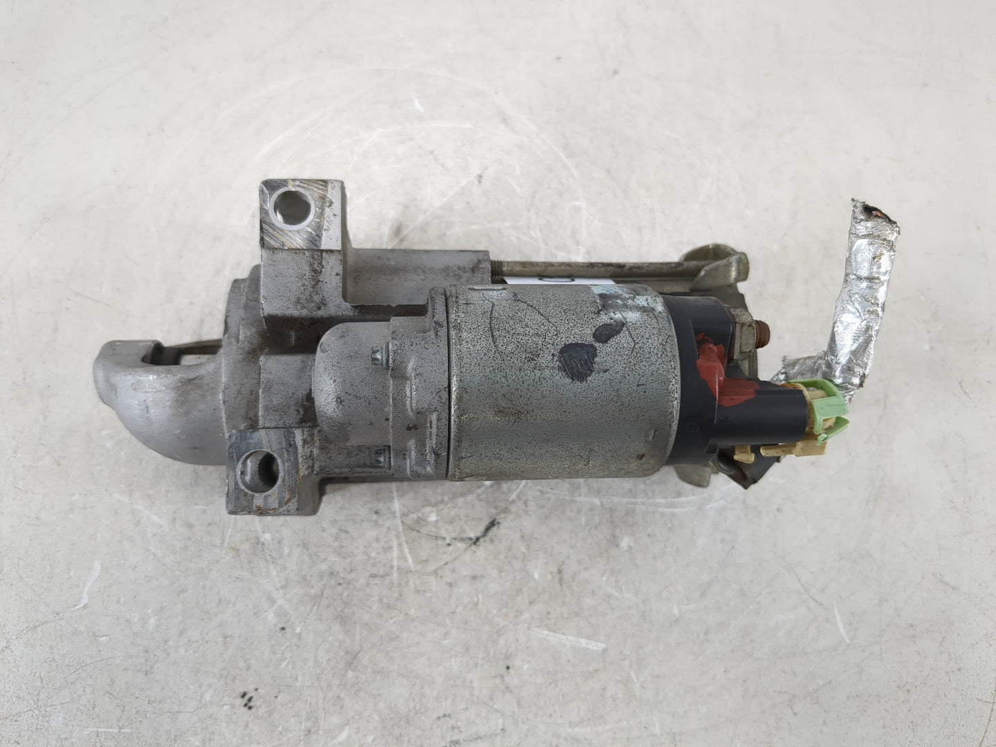 2016-2020 Chevrolet Express 2500 Car Starter Motor Solenoid OEM P/N:12637617 Fits OEM Used Auto Parts - Oemusedautoparts1.co