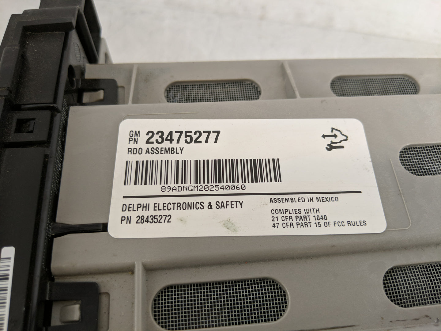 2015-2021 Chevrolet Express 2500 Radio AM FM Cd Player Receiver Replacement P/N:23475277 Fits OEM Used Auto Parts - Oemuseda