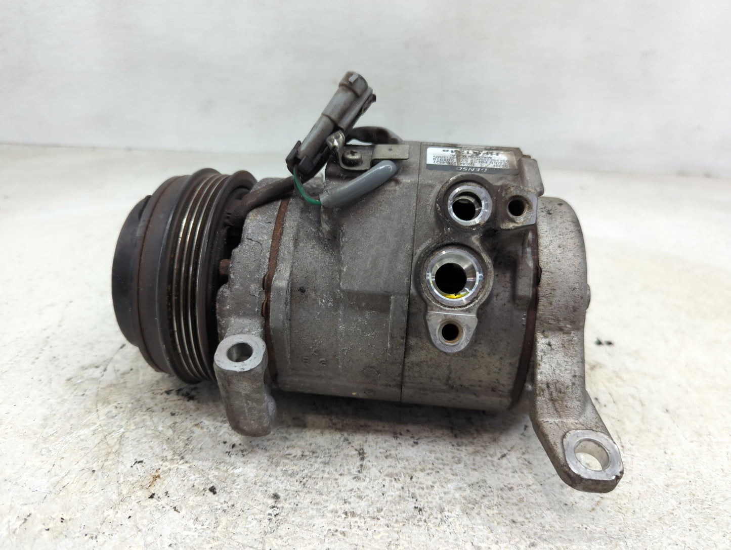 2017-2021 Chevrolet Express 2500 Air Conditioning A/c Ac Compressor Oem - Oemusedautoparts1.com