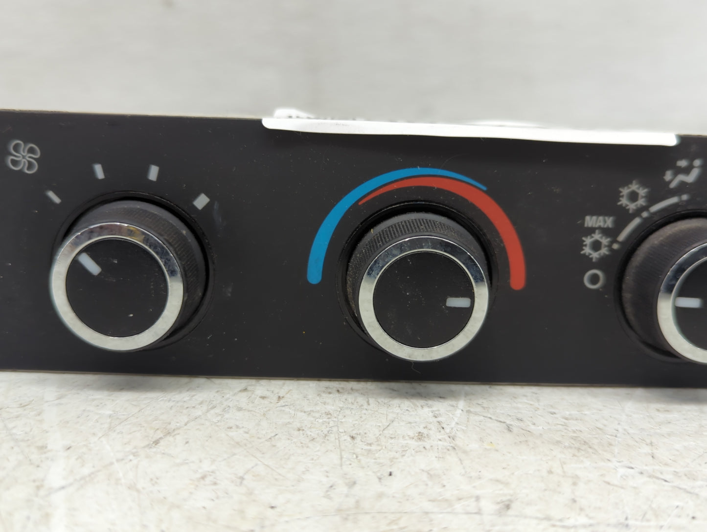 2008-2021 Chevrolet Express 2500 Climate Control Module Temperature AC/Heater Replacement Fits OEM Used Auto Parts - Oemused