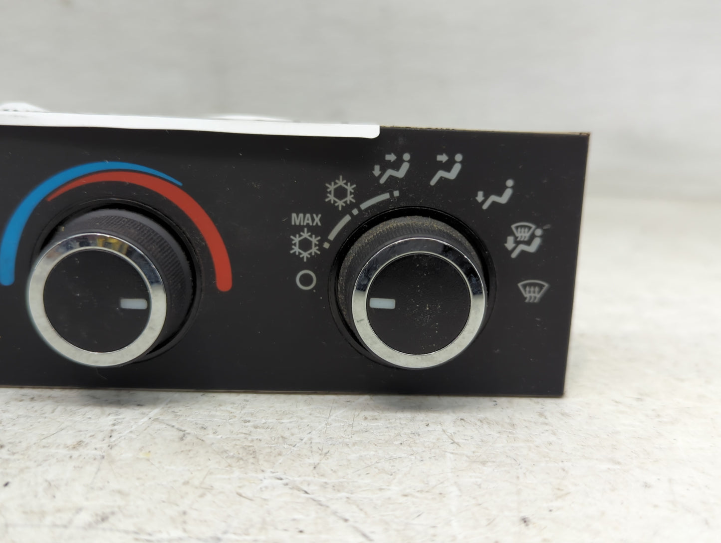 2008-2021 Chevrolet Express 2500 Climate Control Module Temperature AC/Heater Replacement Fits OEM Used Auto Parts - Oemused