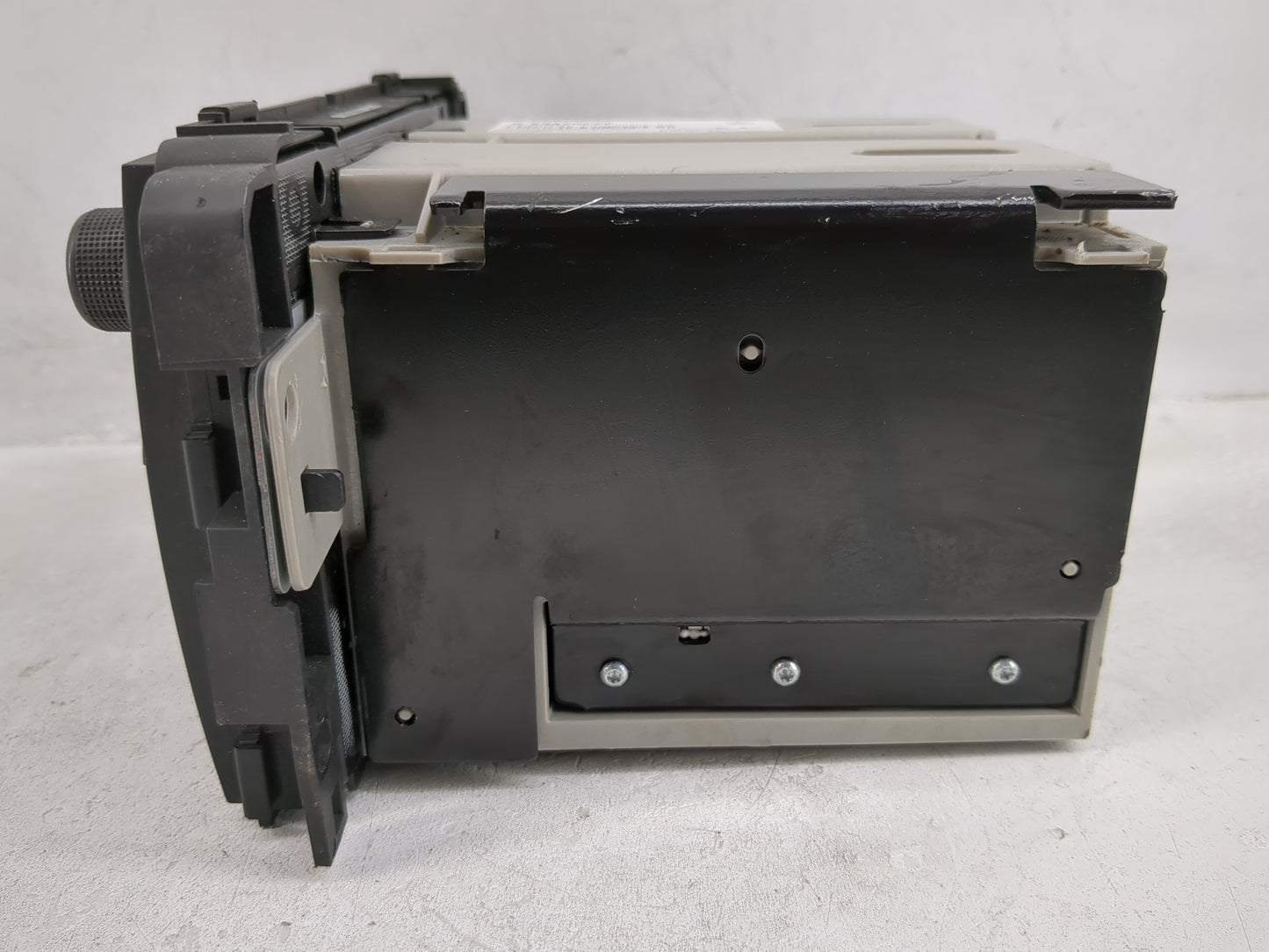 2015-2021 Chevrolet Express 2500 Radio AM FM Cd Player Receiver Replacement P/N:23475277 Fits OEM Used Auto Parts - Oemuseda