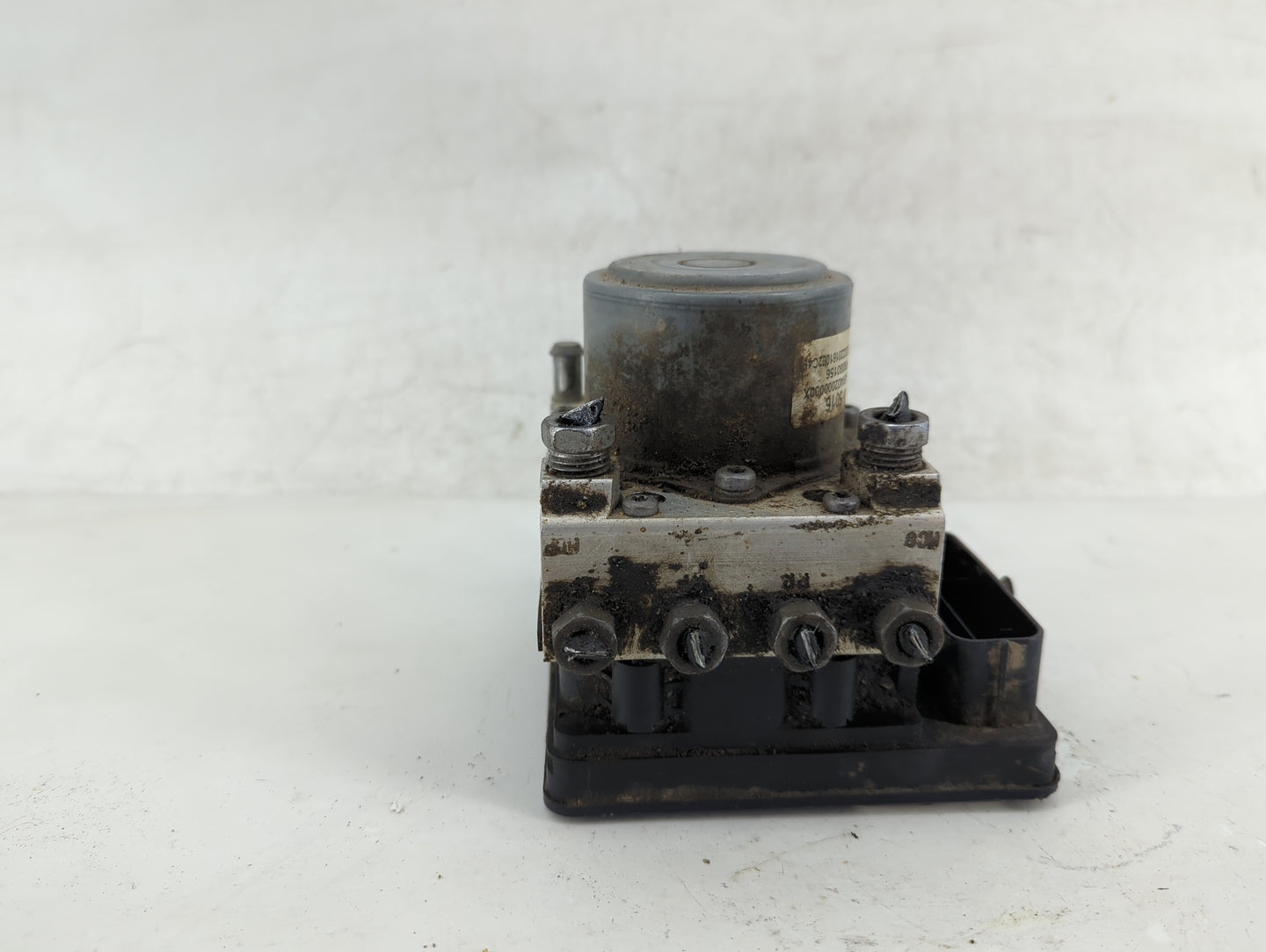 2018-2021 Chevrolet Express 2500 ABS Pump Control Module Replacement P/N:84575020 8511207, A008H851 Fits Fits 2018 2019 2020