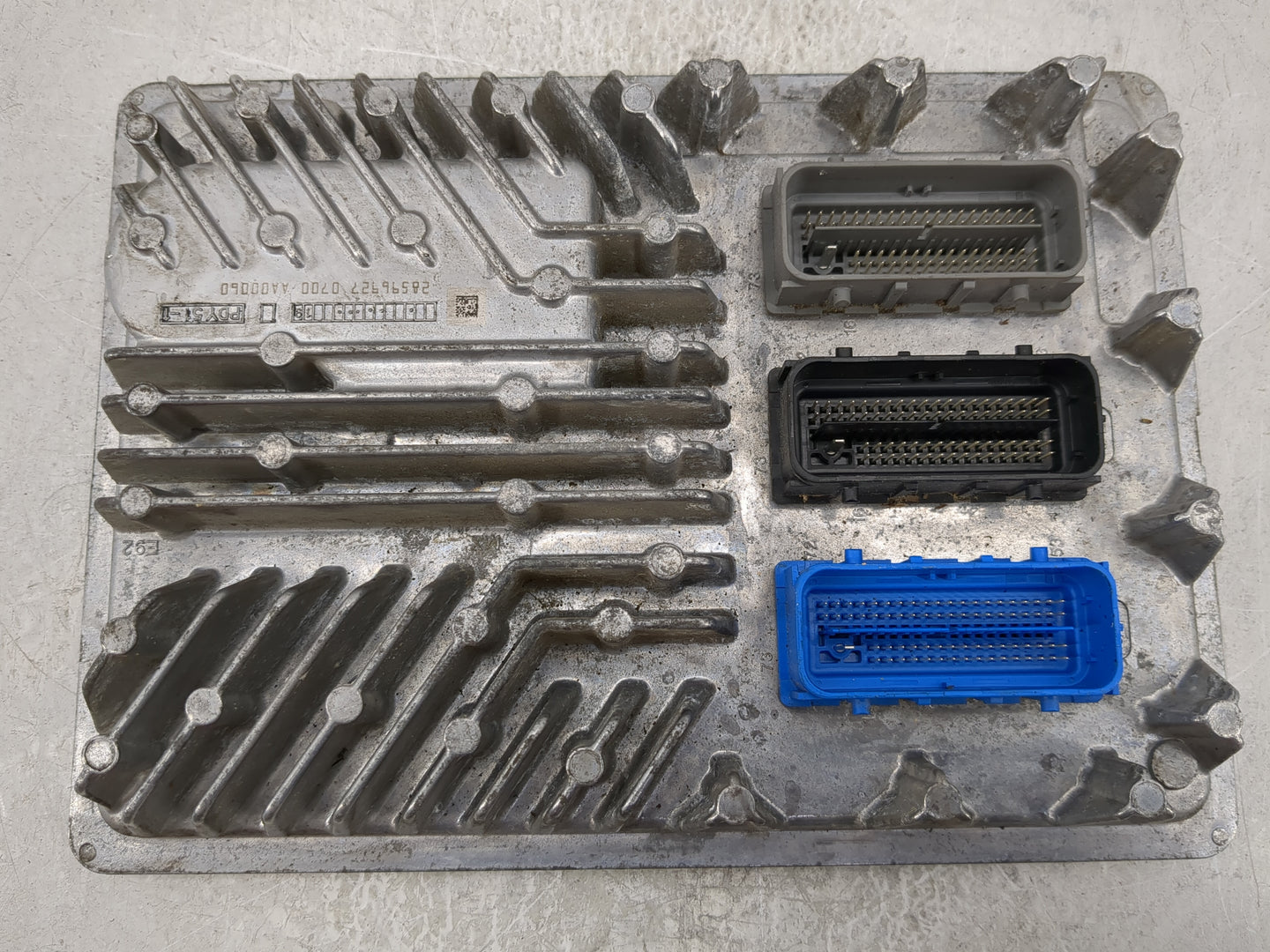 2019-2020 Chevrolet Express 2500 PCM Engine Control Computer ECU ECM PCU OEM P/N:12704733 24594927 Fits Fits 2018 2019 2020 