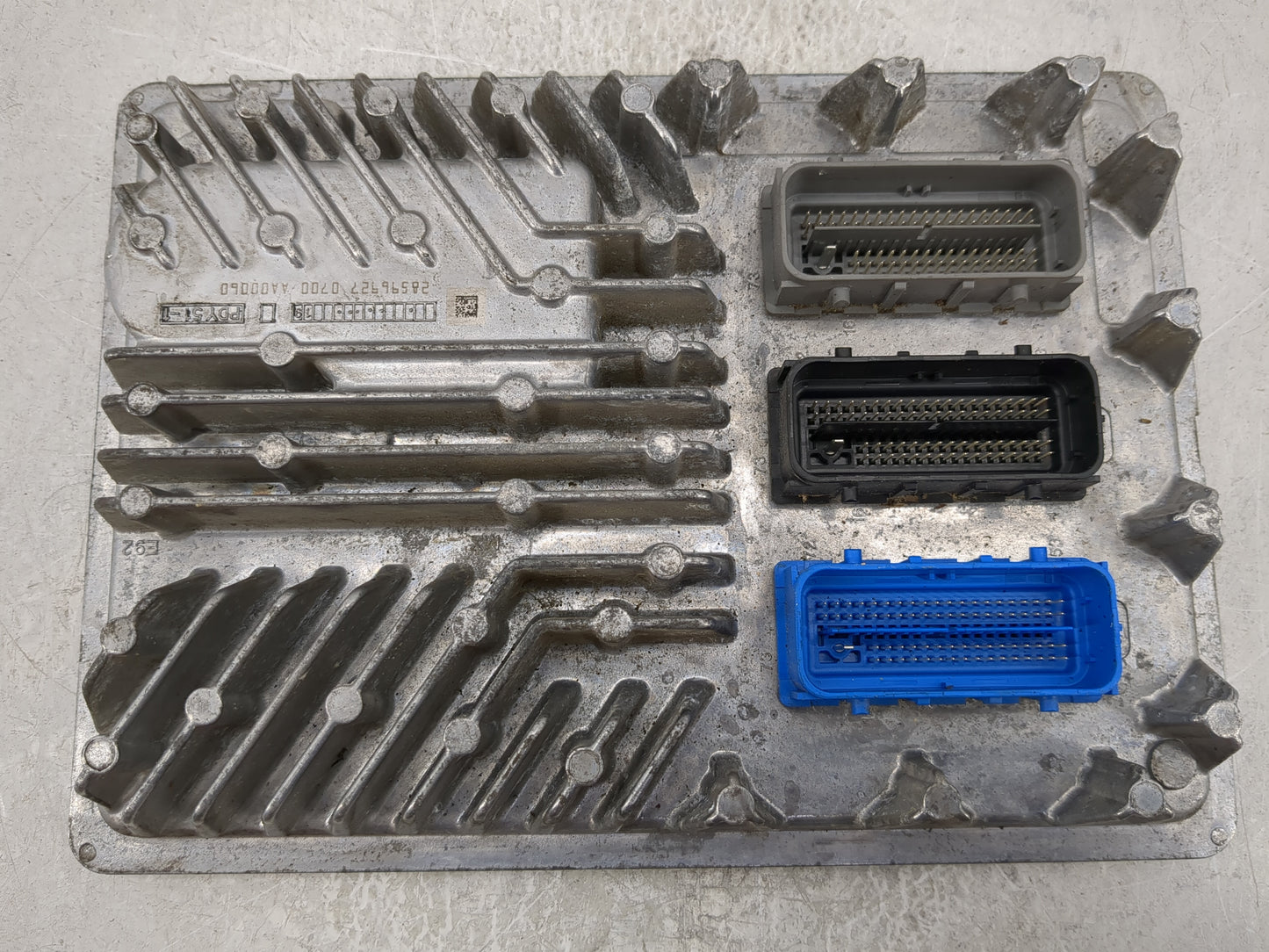 2019-2020 Chevrolet Express 2500 PCM Engine Control Computer ECU ECM PCU OEM P/N:12704733 24594927 Fits Fits 2018 2019 2020 