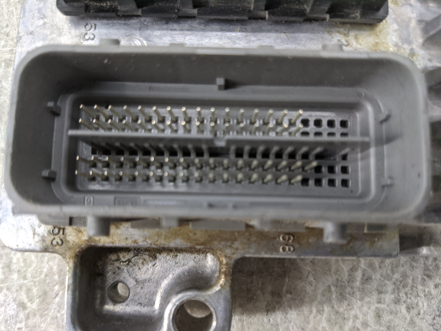 2017-2020 Chevrolet Express 2500 PCM Engine Control Computer ECU ECM PCU OEM P/N:12697716 12692201 Fits OEM Used Auto Parts 