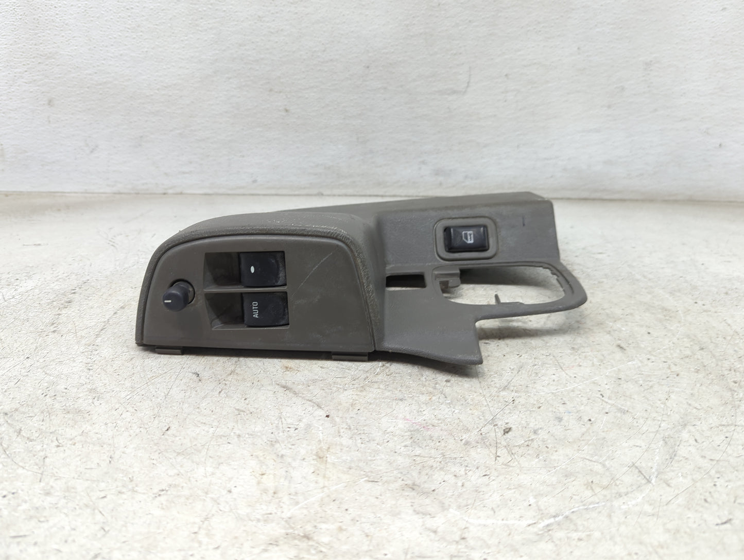 2008-2021 Chevrolet Express 2500 Master Power Window Switch Replacement Driver Side Left P/N:84074346 183126556 Fits OEM Use
