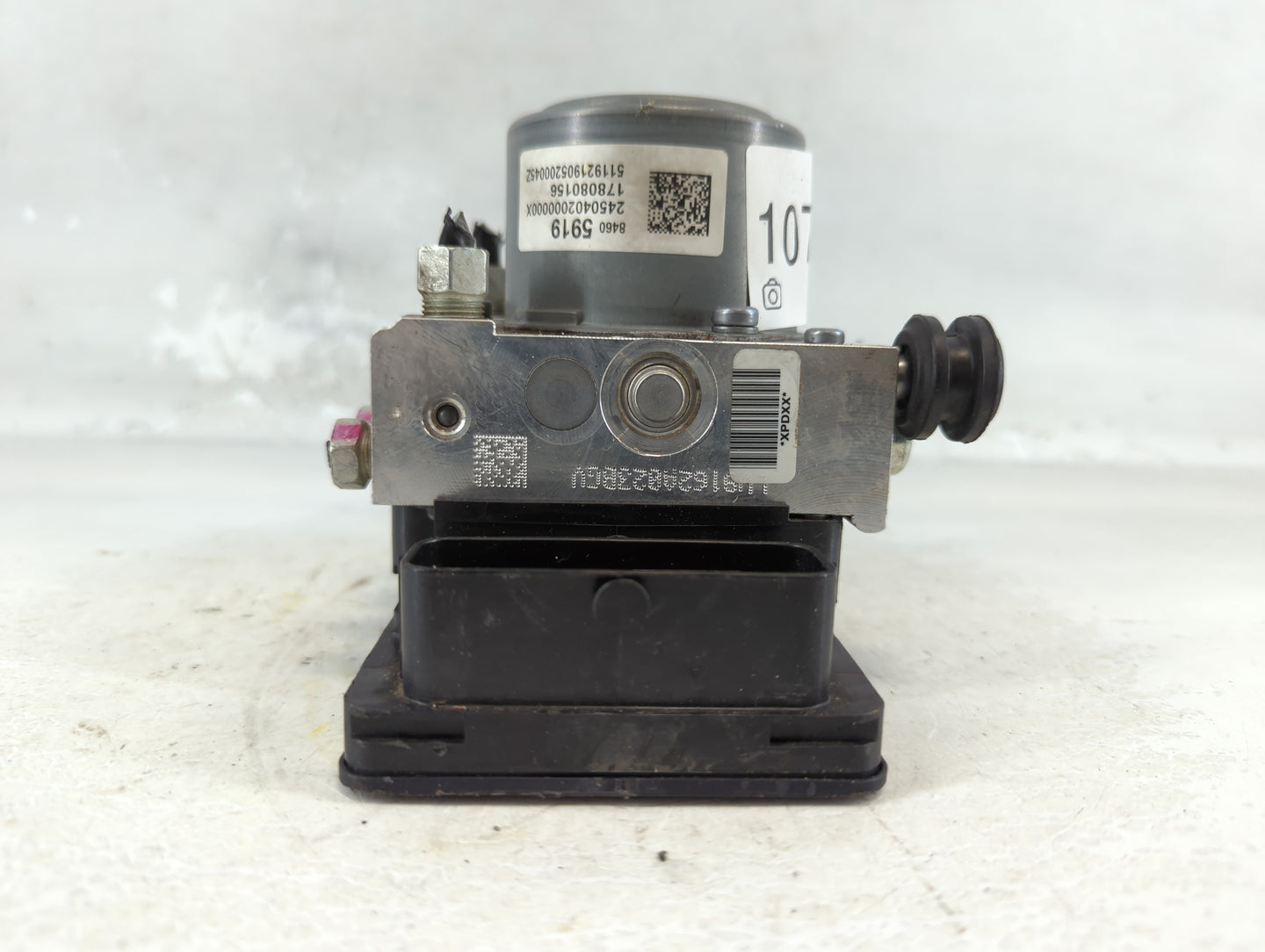 2017-2020 Chevrolet Impala ABS Pump Control Module Replacement P/N:84605919 Fits Fits 2017 2018 2019 2020 OEM Used Auto Part
