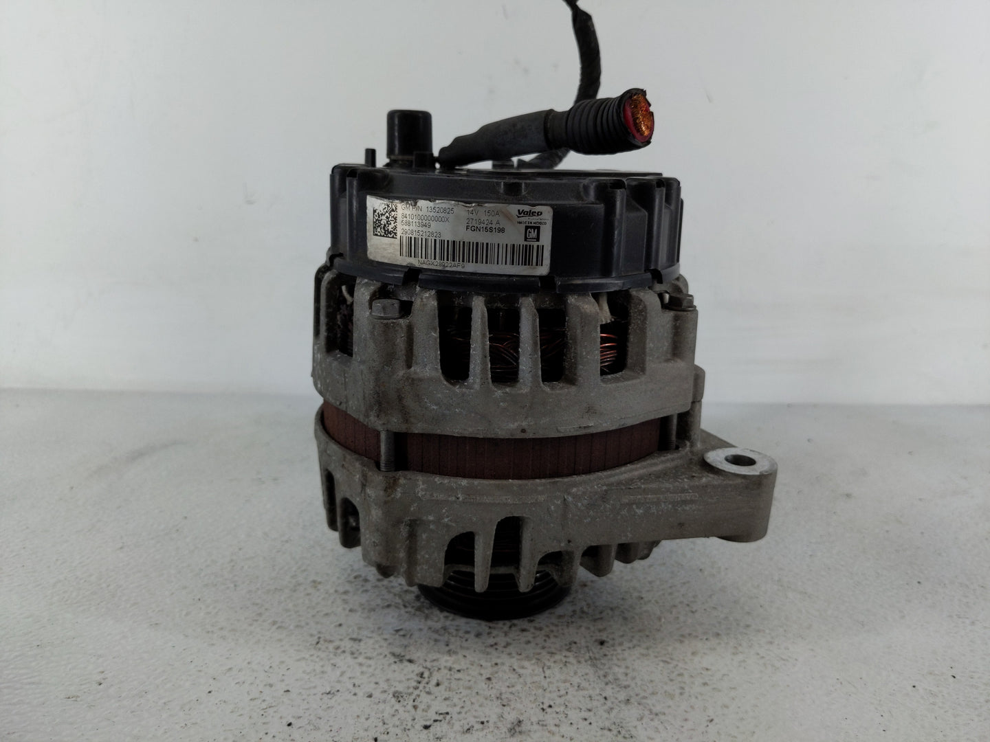 2017-2020 Chevrolet Impala Alternator Replacement Generator Charging Assembly Engine OEM P/N:13520825 Fits OEM Used Auto Par