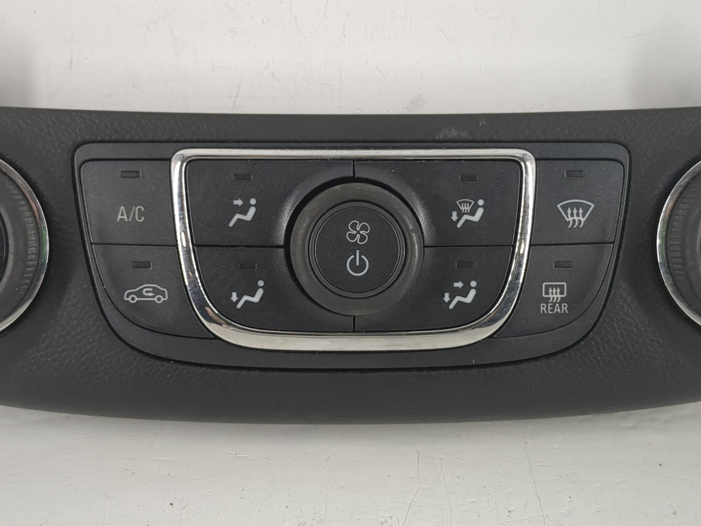 2014-2020 Chevrolet Impala Climate Control Module Temperature AC/Heater Replacement P/N:84429867 Fits OEM Used Auto Parts - 