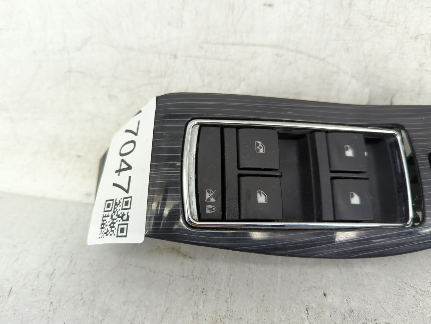 2014-2020 Chevrolet Impala Master Power Window Switch Replacement Driver Side Left P/N:22819398 Fits OEM Used Auto Parts - O