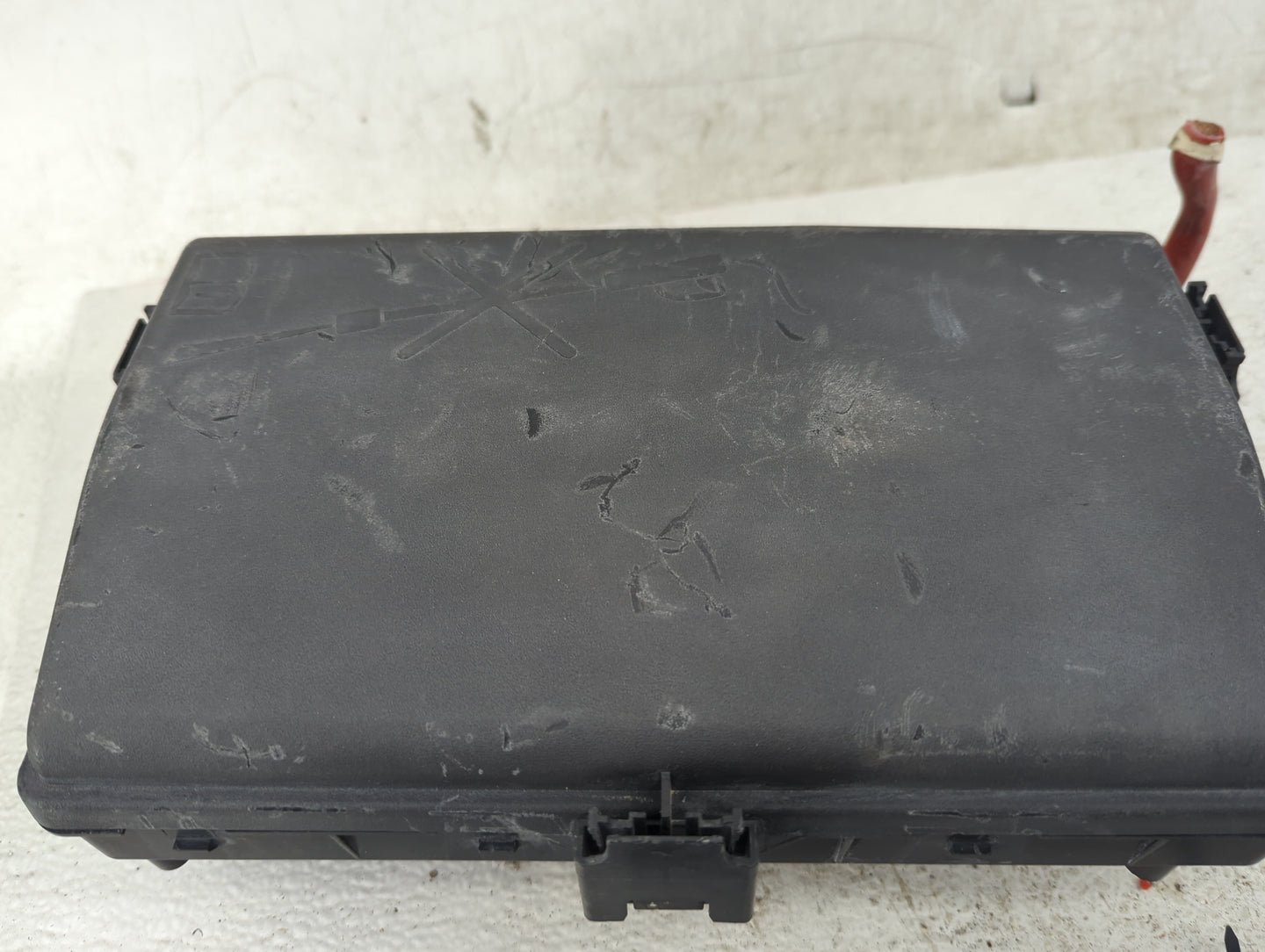 2016-2020 Chevrolet Impala Fusebox Fuse Box Panel Relay Module P/N:13272071 13272072 Fits Fits 2016 2017 2018 2019 2020 OEM 